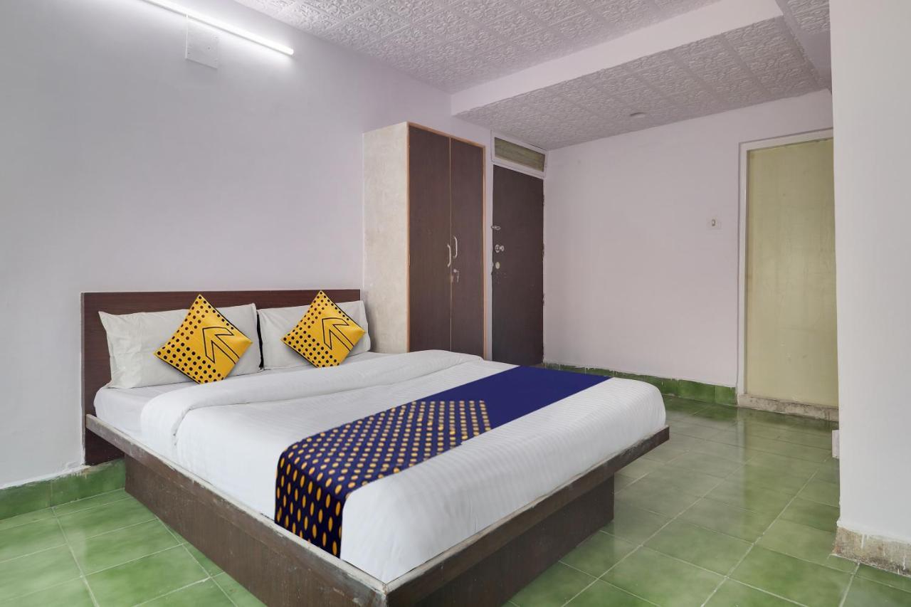 Spot On Apsara Hotel Гайдарабад Екстер'єр фото