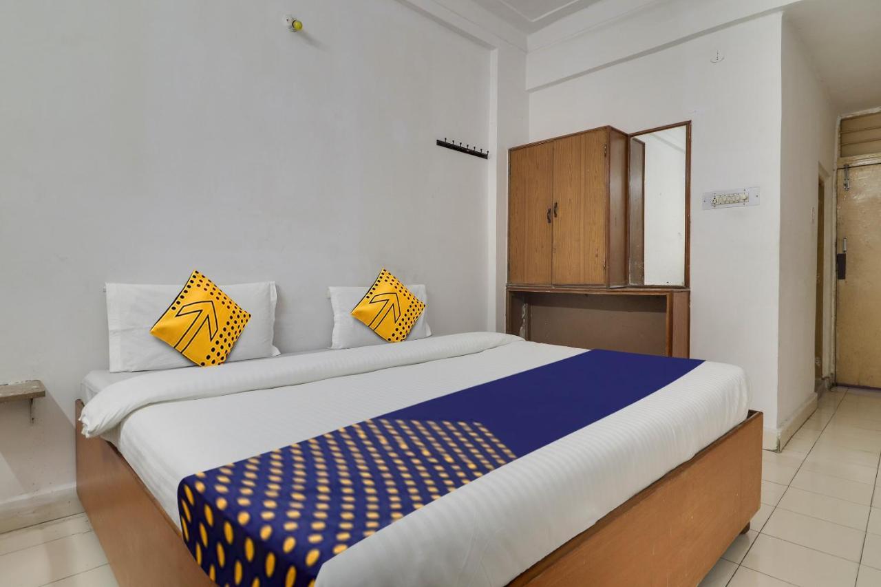 Spot On Apsara Hotel Гайдарабад Екстер'єр фото