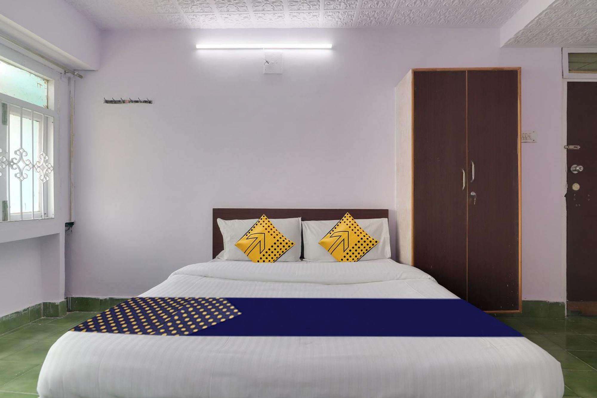Spot On Apsara Hotel Гайдарабад Екстер'єр фото